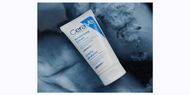 A drugstore brand that is loved and endorsed by many. (Image via Pexels/ Анастасия Климец)